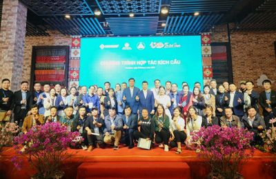 Chương trình "Hợp tác kích cầu 120 năm du lịch Sa Pa"