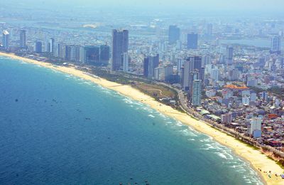 Bãi biển Mỹ Khê nằm ở đâu?