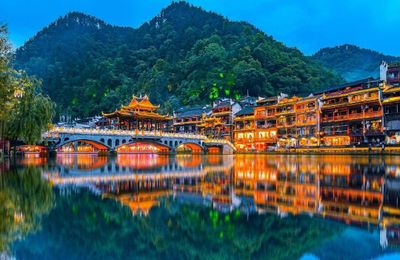 Nét đẹp nhuốm màu thời gian tại Phượng Hoàng cổ trấn
