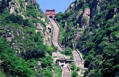 Núi Thái Sơn – điểm đến huyền thoại gắn liền với câu ca dao nổi tiếng