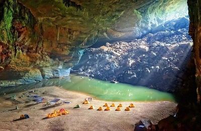 Hang động 3 triệu năm tuổi ở Việt Nam, báo chí phương Tây trầm trồ!