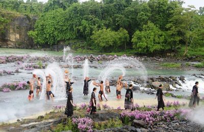 Chương trình nghệ thuật thời trang thổ cẩm chủ đề “Ban Mê ơi”