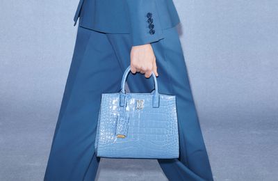 BURBERRY FRANCES BAG: SỰ HIỆN DIỆN CỦA NÉT CỔ ĐIỂN ĐƯƠNG ĐẠI