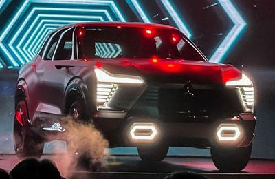 Nội thất của Mitsubishi XFC 2024 khiến người xem ngỡ ngàng: Xforce có phải là cái tên hoàn hảo?