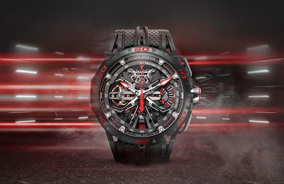 Đồng hồ Excalibur Spider Flyback Chronograph tốc độ không giới hạn