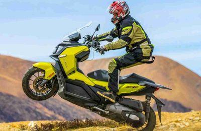 Mẫu xe tay ga Lifan KPV của Trung Quốc cạnh tranh Honda ADV 350