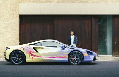 Hợp tác độc quyền giữa McLaren và nghệ sĩ Cevin Parker
