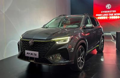 MG RX5 CUV cỡ C mới giá từ 739 triệu đồng