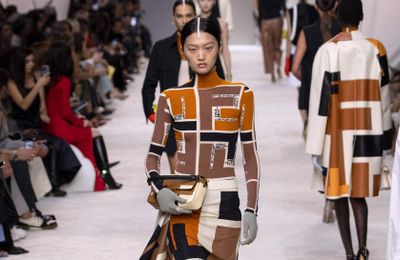 BST Fendi Xuân/Hè 2024 - Tôn vinh nét thanh lịch của người phụ nữ