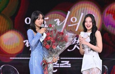 “Miss Korea” Jennie Kim mặc gì trên sân khấu “Lee Hyori's Red Carpet”?