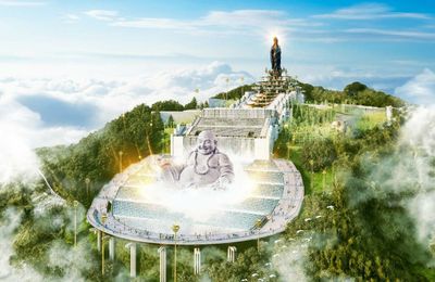 Đại tượng Phật Di Lặc bằng đá sa thạch trên núi Bà Đen