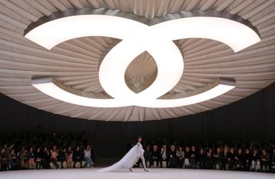 Show diễn Chanel Haute Couture Spring Summer 2024: Nguồn cảm hứng từ ba lê