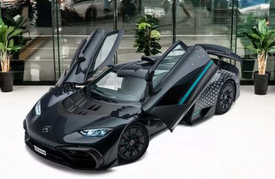 Hàng hiếm Mercedes-AMG One như mới được rao bán