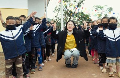 Châu Bùi và hoạt động thu gom quần áo cũ, lan tỏa yêu thương
