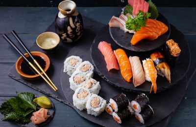 Cùng thưởng thức món sushi hương vị truyền thống Nhật
