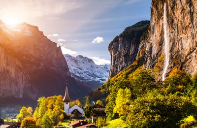 Lauterbrunnen - vùng đất đẹp như tranh vẽ ở Thụy Sĩ
