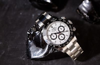 Khám phá kỹ thuật chế tác mặt số thượng thừa của Rolex