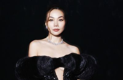 Ai là huyền thoại thời trang Việt?