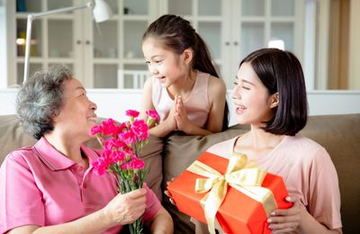 Ngày Phụ nữ Việt Nam: Tôn vinh phái đẹp qua các thế hệ