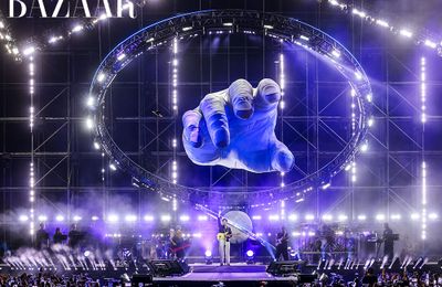 Hơn 8000 khán giả hòa giọng cùng Vũ. ở concert Bảo tàng của nuối tiếc
