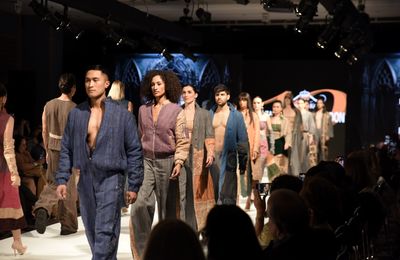 Hồn Việt trong BST "Mountain Dream" của La Phạm tại London Fashion Week 2024