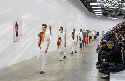 HOMME PLISSÉ ISSEY MIYAKE Thu Đông 2024: Đắm mình vào miền hoang dã của sáng tạo