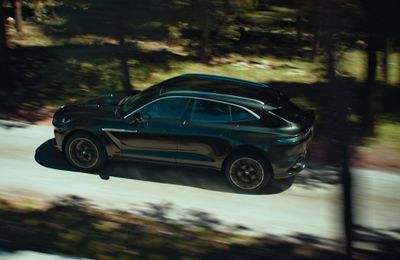 Aston Martin DBX xuất hiện trong phim ngắn của đạo diễn Luca Guadagnin