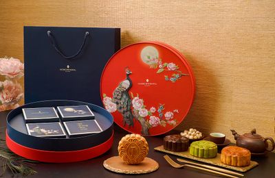 InterContinental Saigon mở đơn đặt BST Khổng Tước Trông Trăng