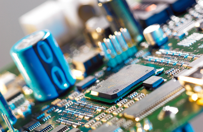 Thị trường đồ điện tử có nguy cơ leo thang giá khi các gã khổng lồ chip khủng hoảng