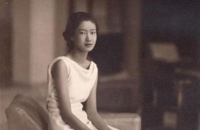 Nam Phương hoàng hậu - một biểu tượng thời trang vượt thời gian đích thực