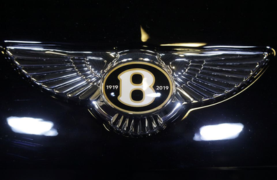 Bất chấp suy giảm nhu cầu tại Trung Quốc, Bentley vẫn lập kỷ lục doanh thu 2022