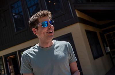 Hậu trường đằng sau sự kiện CEO Sam Altman bị sa thải khỏi OpenAI