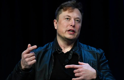 Tỷ phú Elon Musk đang lo ngại Tesla sẽ phá sản do ảnh hưởng từ 2 nhà máy lớn