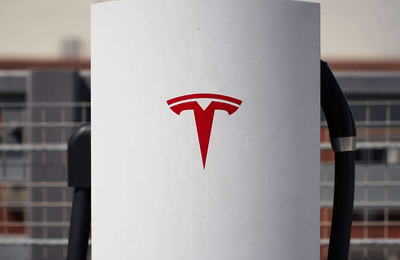 Tesla bổ sung tỷ phú đồng sáng lập Airbnb Gebbia vào Hội đồng quản trị