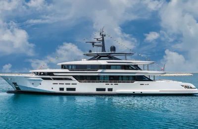 Custom Line ra mắt siêu du thuyền mới hoàn toàn bằng nhôm với tên gọi Asante