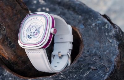 Chào đón mùa hè nóng bỏng với SevenFriday P3C/10 – P3C/12 “Beach Club”
