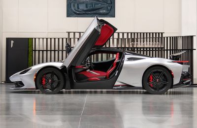 Siêu xe điện Pininfarina Battista đầu tiên đã chính thức có mặt trên đất Mỹ