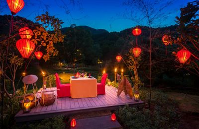 Tôn vinh 8/3, hàng loạt khu nghỉ dưỡng cao cấp tặng quà ưu đãi cho phái đẹp