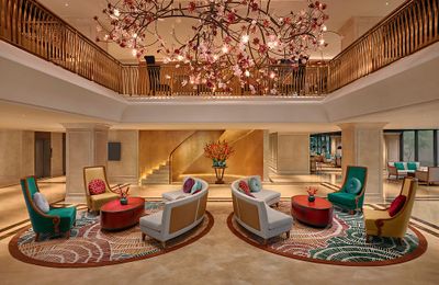 Grand Mercure Hà Nội rực rỡ & tinh tế, lưu giữ những nét đẹp thuần Việt quyến rũ