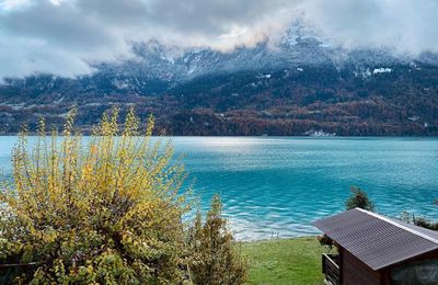 Hồ Brienz Thụy Sĩ – viên ngọc lam tuyệt đẹp của dãy Alps