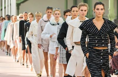 Chanel Xuân Hè 2025: Cùng cơn gió tự do bay đến chương tiếp theo