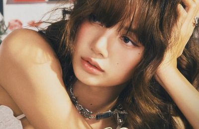4 tips giúp bạn hóa “nàng thơ” ngọt ngào như Lisa (BLACKPINK) trong “Moonlit Floor”
