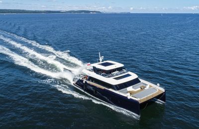Du thuyền 80 Sunreef Power đầu tiên tại châu Á đã cập bến Trung Quốc