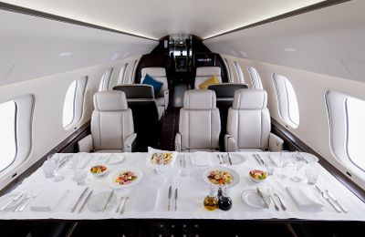 VistaJet hợp tác với Shangri-La Singapore ra mắt thực đơn Tết nguyên đán trên máy bay
