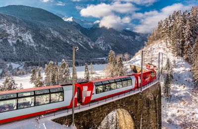 Glacier Express – “tàu tốc hành chậm nhất thế giới” ở Thụy Sĩ