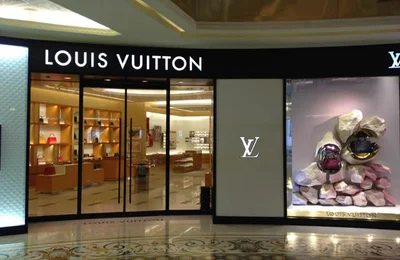 Louis Vuitton phân biệt đối xử với khách Trung Quốc