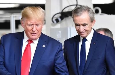 Mối quan hệ đặc biệt giữa Donald Trump và ông trùm hàng hiệu