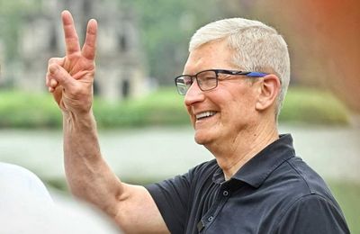 Chuyến thăm của CEO Apple Tim Cook mang lại nhiều điểm tích cực cho Việt Nam