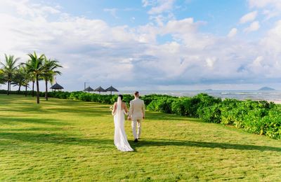 Trọn vẹn niềm vui ngày cưới cùng Renaissance Hoi An Resort & Spa bên bờ biển xanh