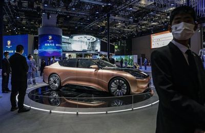 Evergrande tuyên bố đánh bại Tesla, nhưng hiện lỗ 740 triệu USD, chưa bán được chiếc xe nào